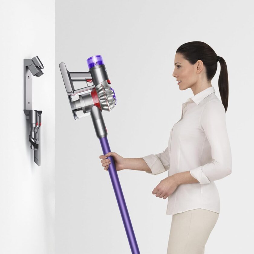 Dyson V8 Cordless Vacuum Cleaner - Image 19