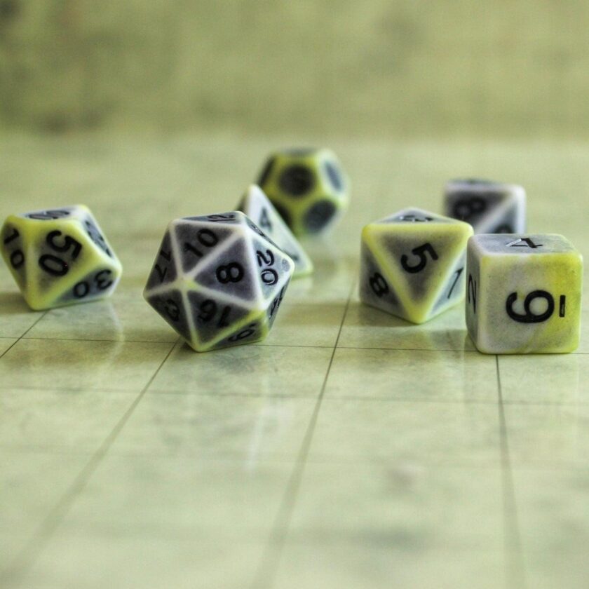 Archaic Yellow Green Dice Set