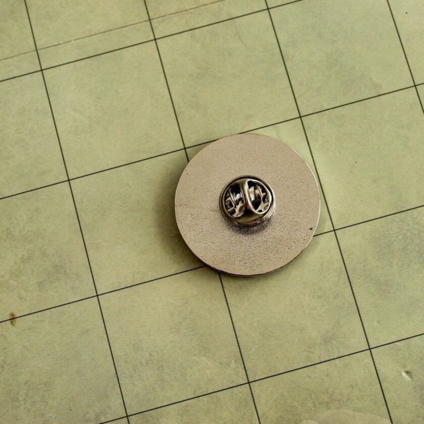 Circle Pin - Image 5