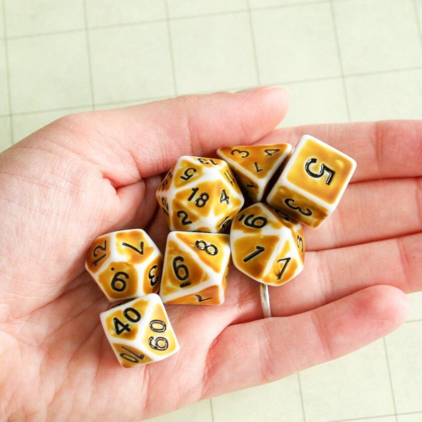 Archaic Yellow Dice Set - Image 5