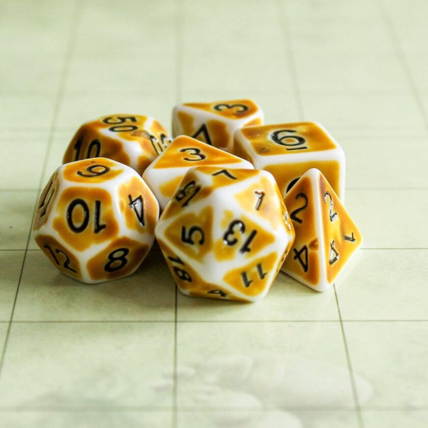 Archaic Yellow Dice Set - Image 3