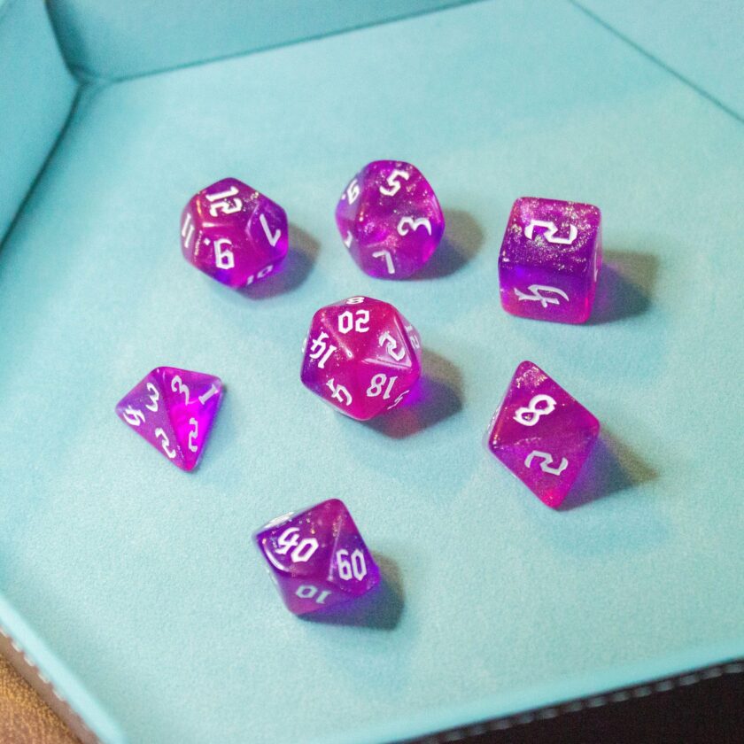 Fog Pink Violet Glitter Dice