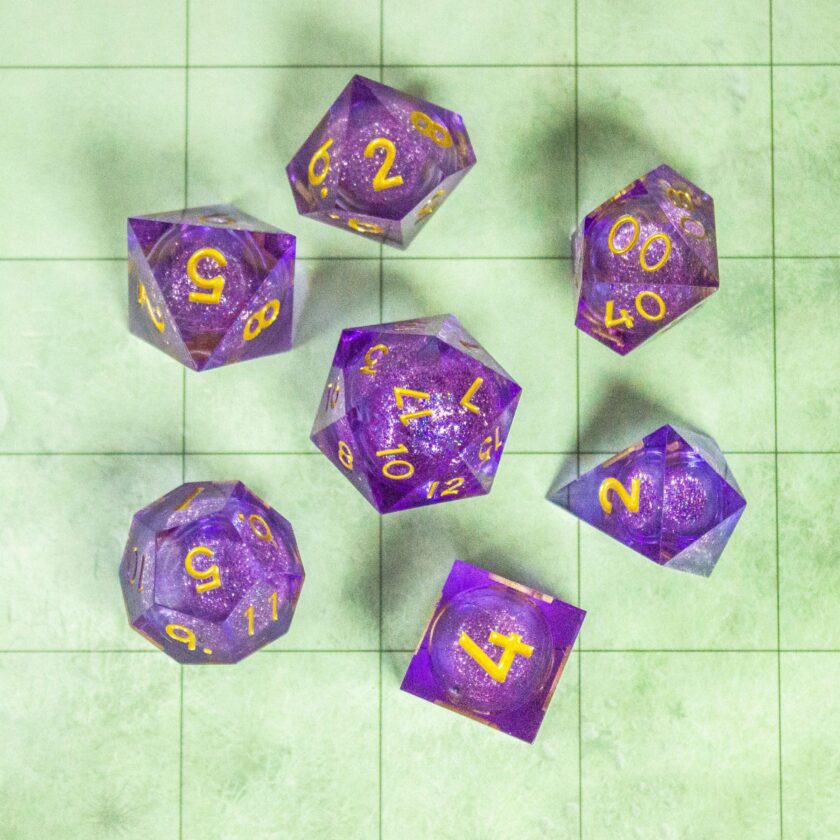 Purple Liquid Core Shimmer Glitter Dice - Image 4