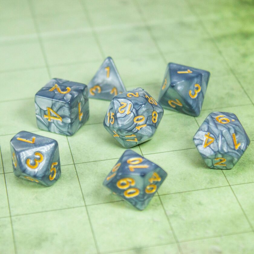 Pearl Silver Dice Set - Image 3