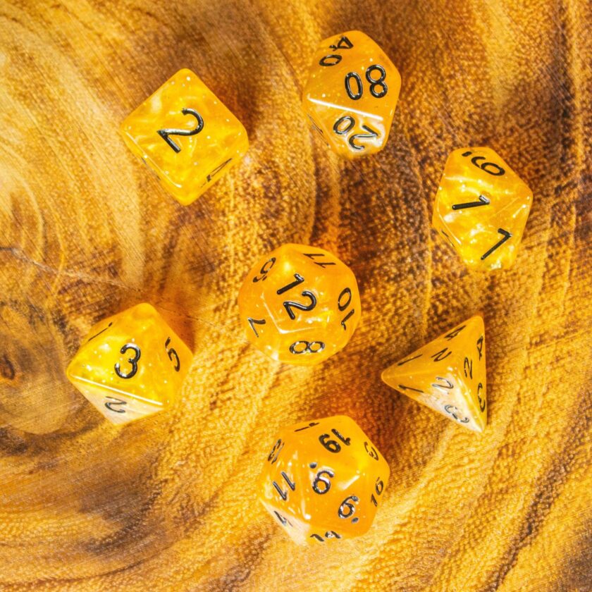 Honey Shimmer Dice - Image 4