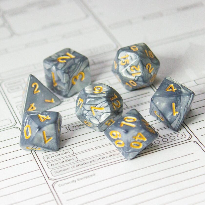 Pearl Silver Dice Set - Image 4