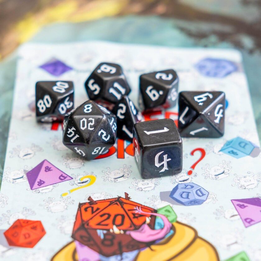 Black Witch Dice Dice Set - Image 3