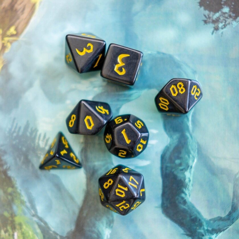 Black Witch With Yellow Scratching Dice Set - Image 4