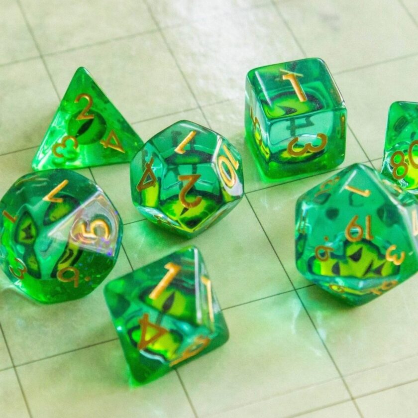 Green Snake Eyes Dice Set - Image 6