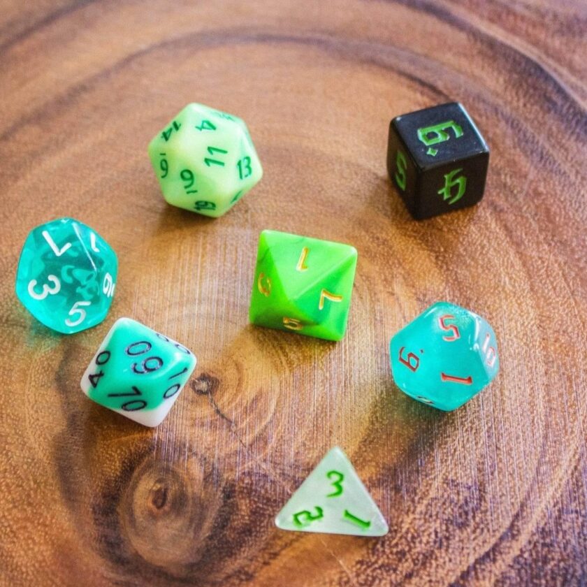 Mismatch Green Dice Set - Image 2