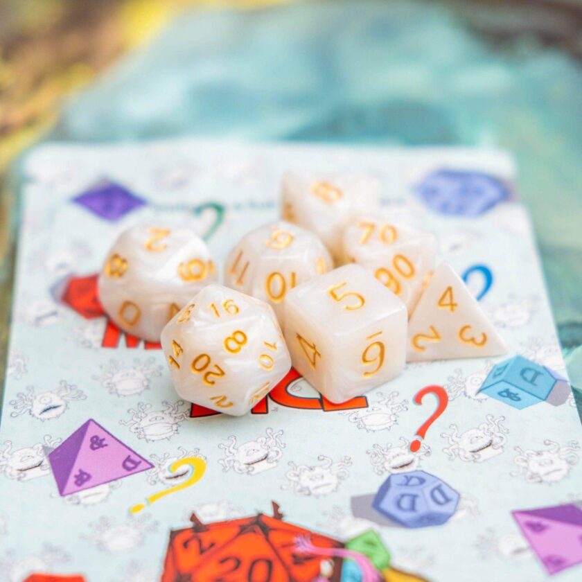 Pearl White Dice Set - Image 2