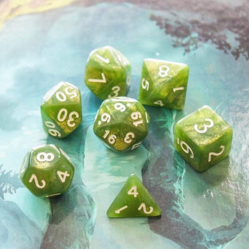 Pearl Glitter Green  Dice Set - Image 6